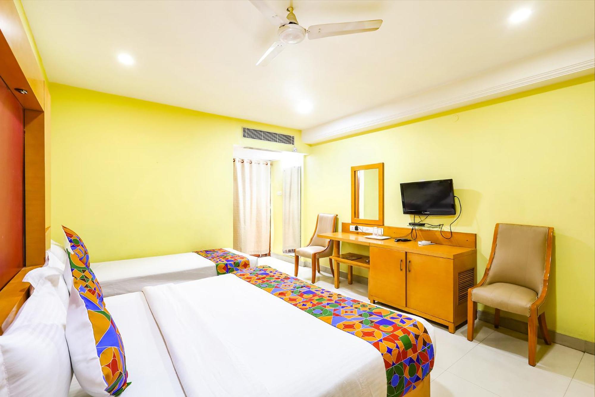 Fabhotel Prime Mahalaya Residency - Nr Chennai International Airport Buitenkant foto