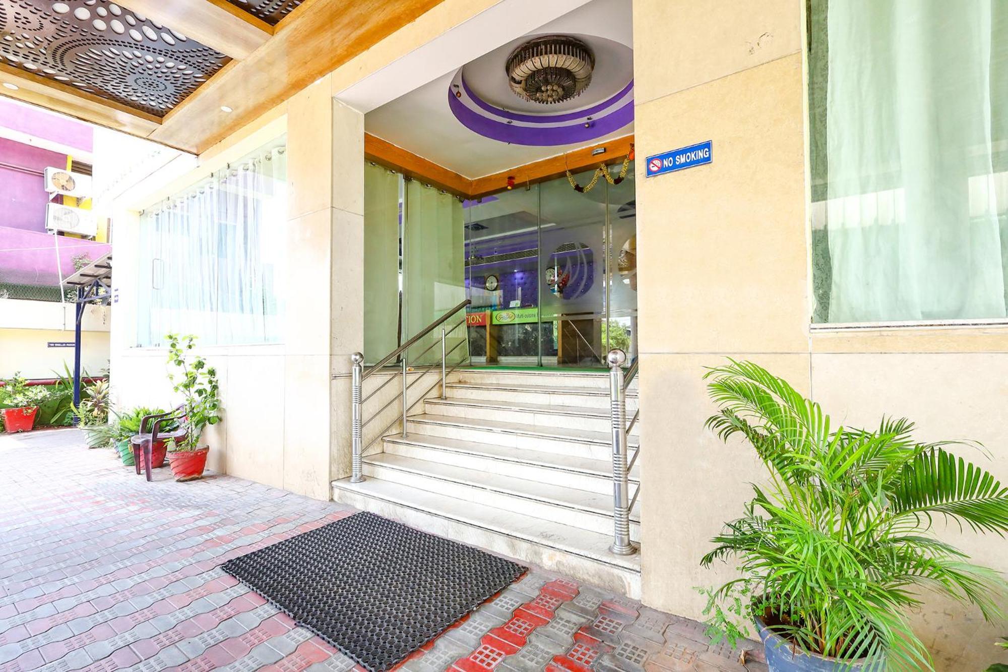 Fabhotel Prime Mahalaya Residency - Nr Chennai International Airport Buitenkant foto