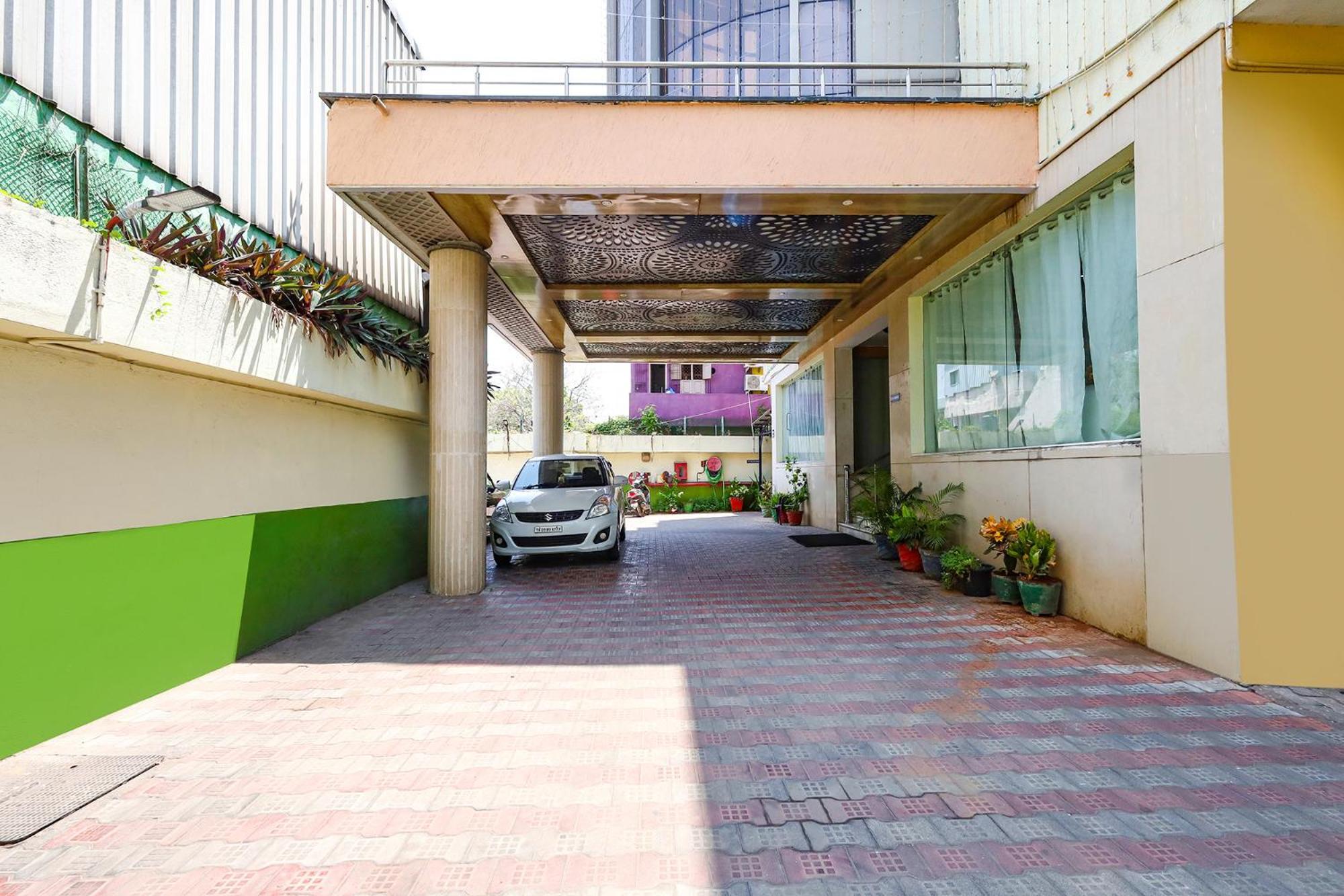 Fabhotel Prime Mahalaya Residency - Nr Chennai International Airport Buitenkant foto